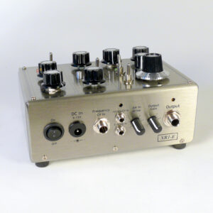 XR1-E ringmodulator back view II